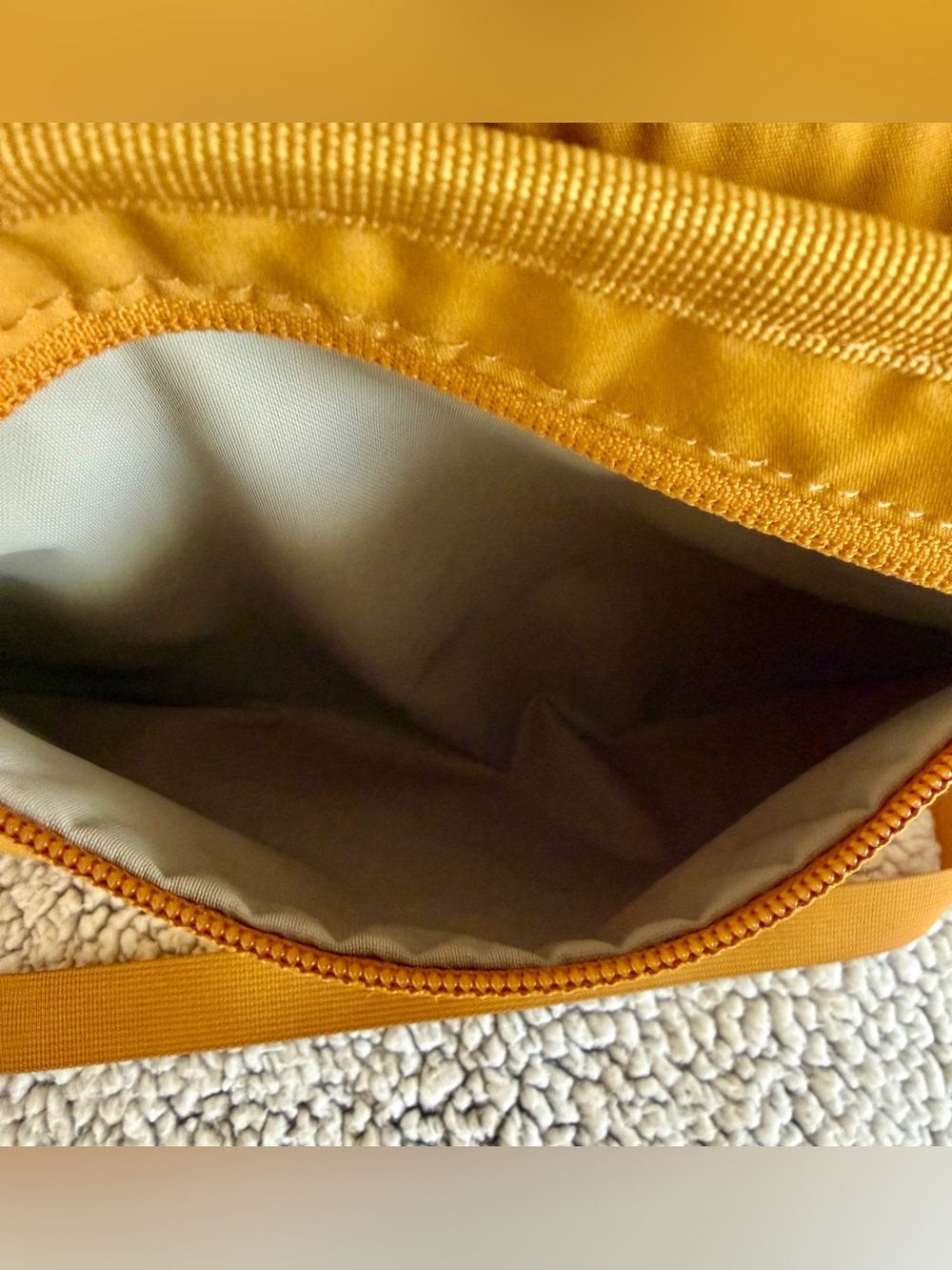 Fjallraven Vardag Crossbody Bag in Mustard - Picture 4 of 12
